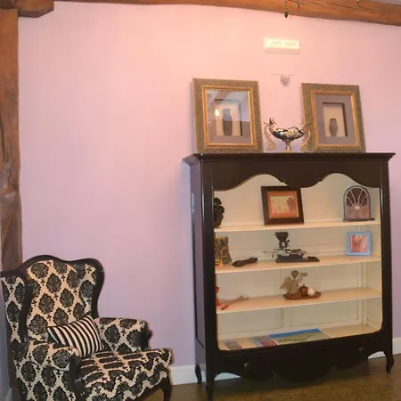 Casa De Valle 3*