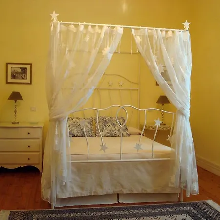 Casa De Valle Inn Colindres