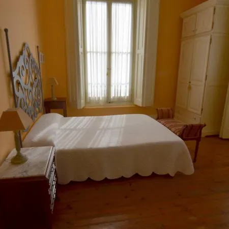 Casa De Valle Inn